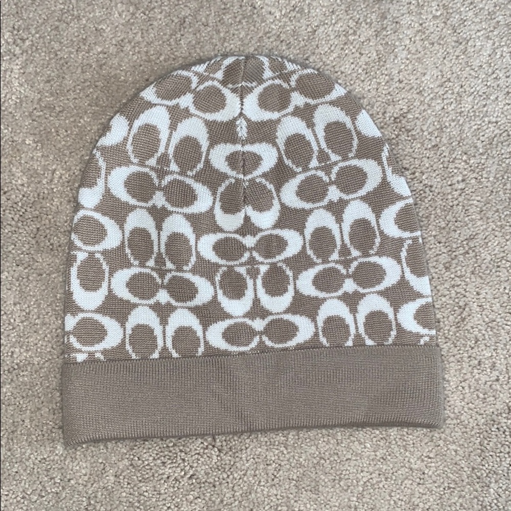 Coach Signature C Wool Winter Hat